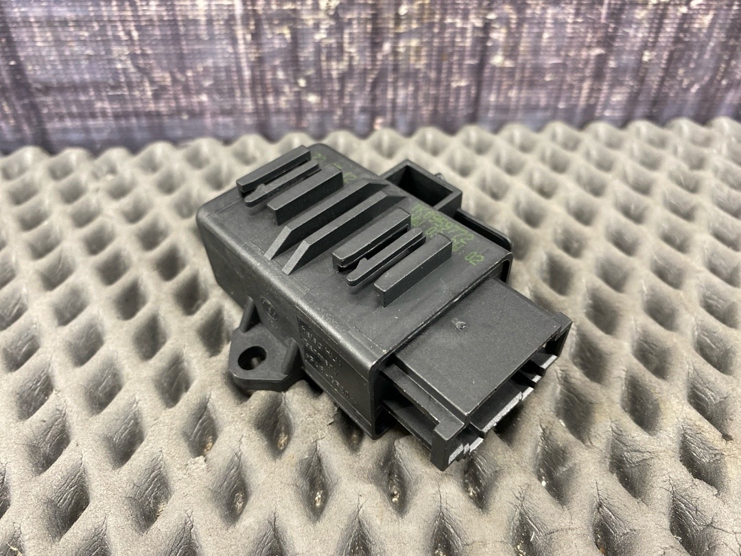 Блок управления подогревом сиденья, 2630 рублей, Красноярск