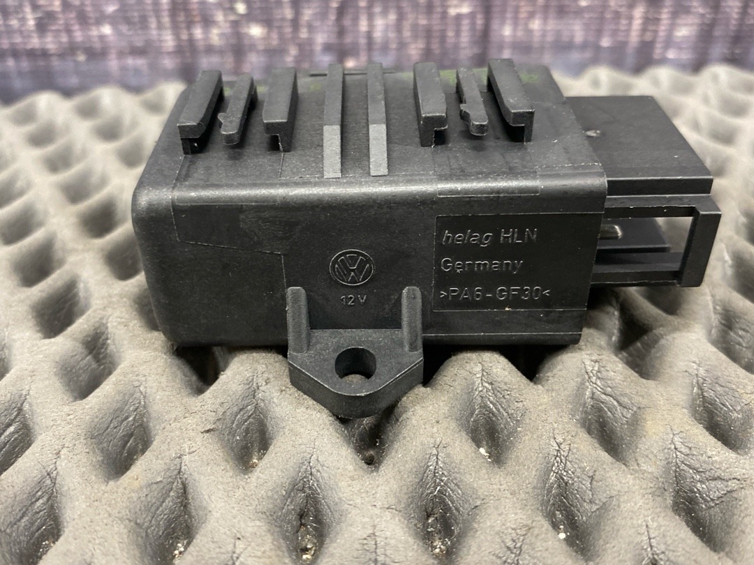 Блок управления подогревом сиденья, 2630 рублей, Красноярск