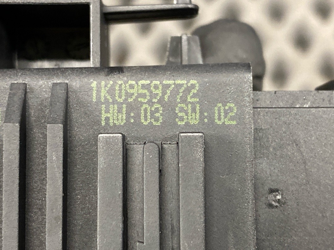 Блок управления подогревом сиденья, 2630 рублей, Красноярск