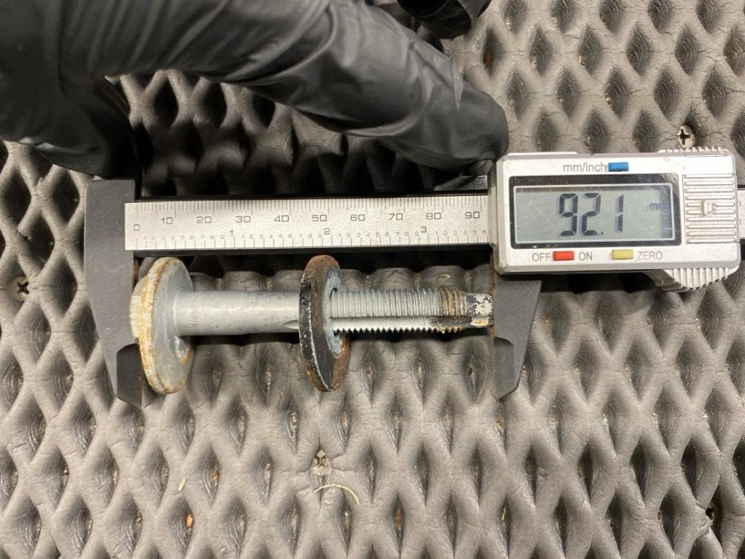 Болт развальный, 710 рублей, Красноярск