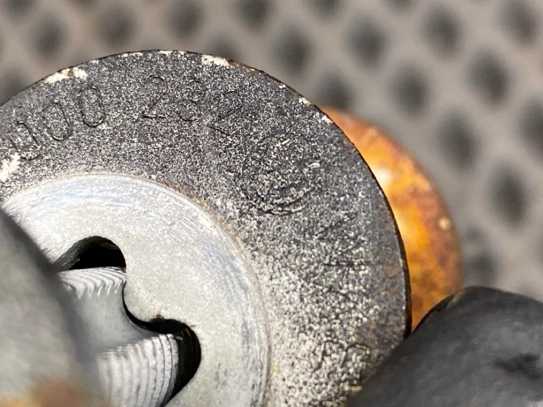 Болт развальный, 710 рублей, Красноярск