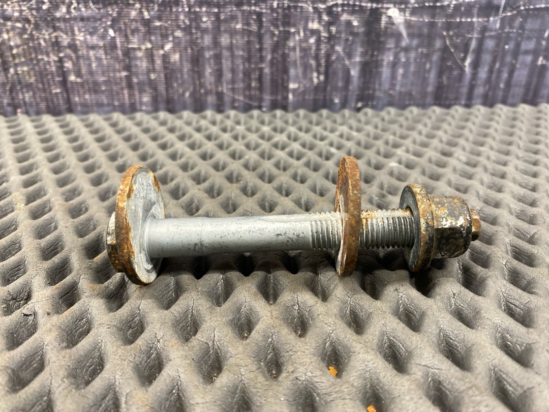 Болт развальный, 710 рублей, Красноярск