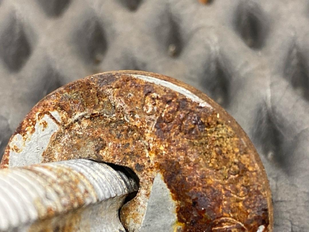 Болт развальный, 710 рублей, Красноярск