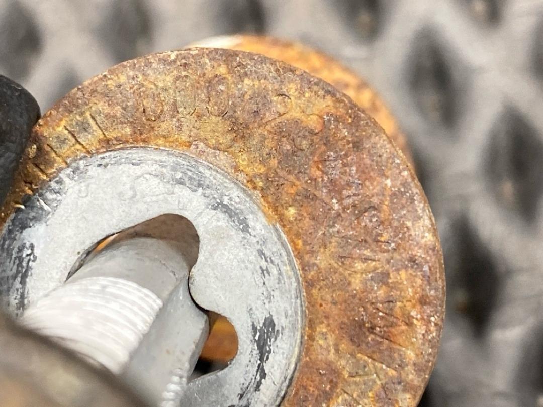 Болт развальный, 710 рублей, Красноярск