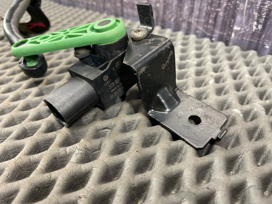 Датчик уровня подвески, 4410 рублей, Красноярск