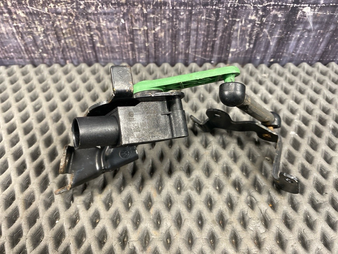 Датчик уровня подвески, 4410 рублей, Красноярск