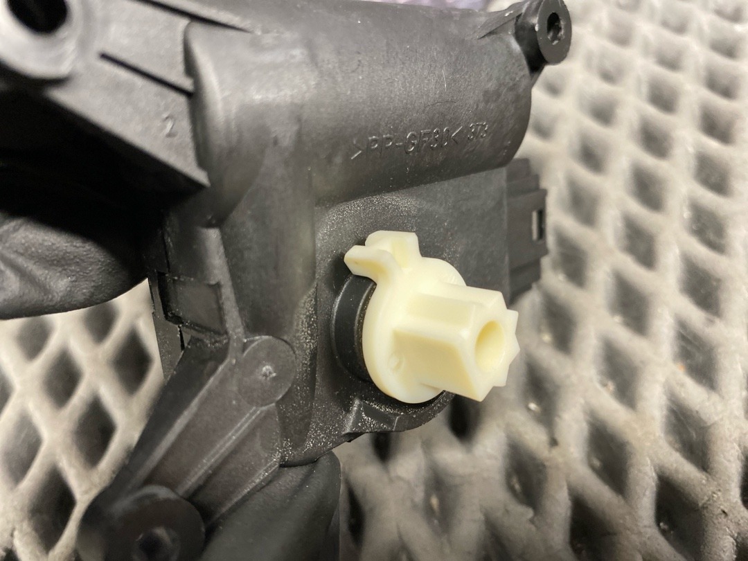 Мотор заслонки печки, 1470 рублей, Красноярск