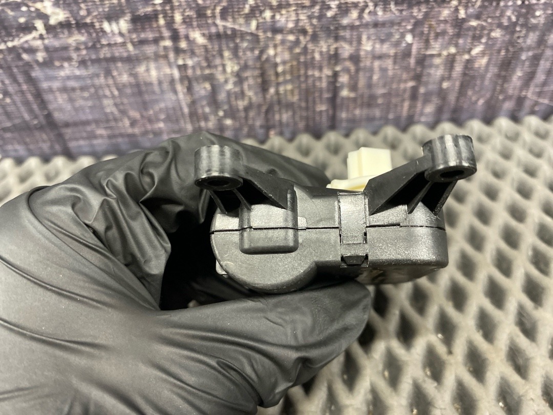 Мотор заслонки печки, 1470 рублей, Красноярск