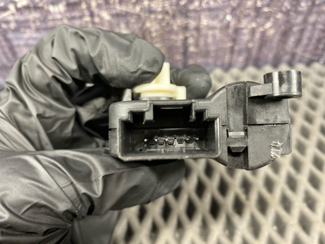 Мотор заслонки печки, 1470 рублей, Красноярск