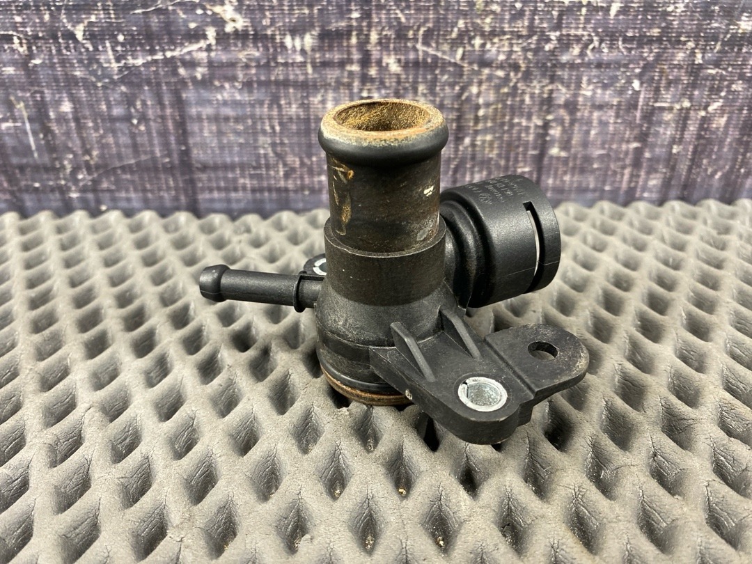 Фланец системы охлаждения, 1360 рублей, Красноярск