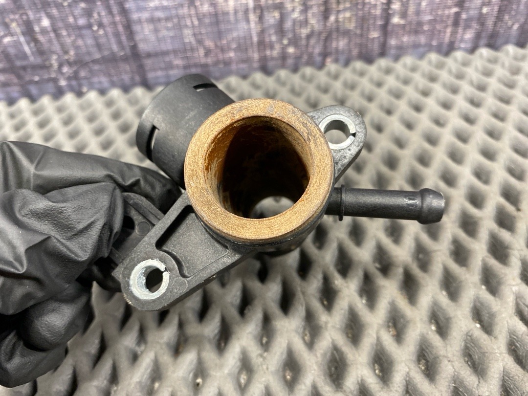 Фланец системы охлаждения, 1360 рублей, Красноярск