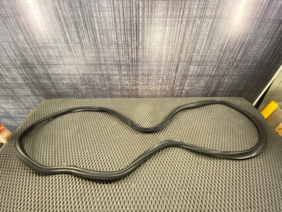 Уплотнитель крышки багажника, 2260 рублей, Красноярск