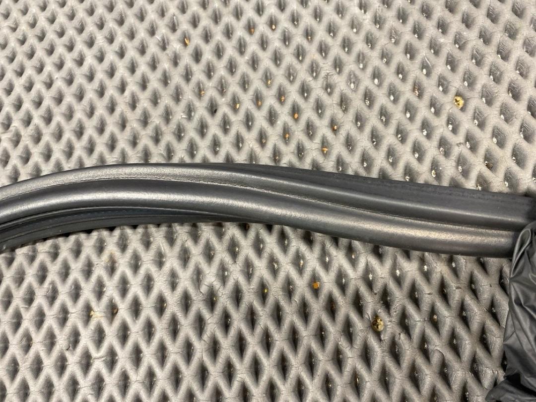 Уплотнитель крышки багажника, 2260 рублей, Красноярск