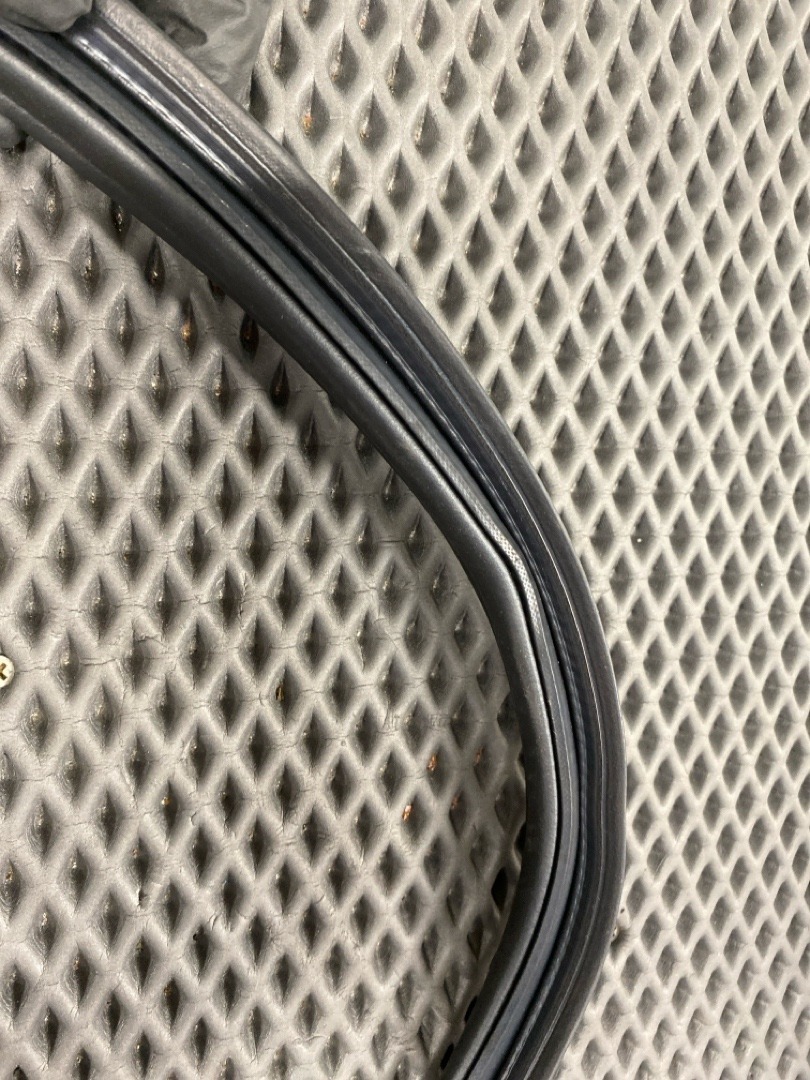 Уплотнитель крышки багажника, 2260 рублей, Красноярск