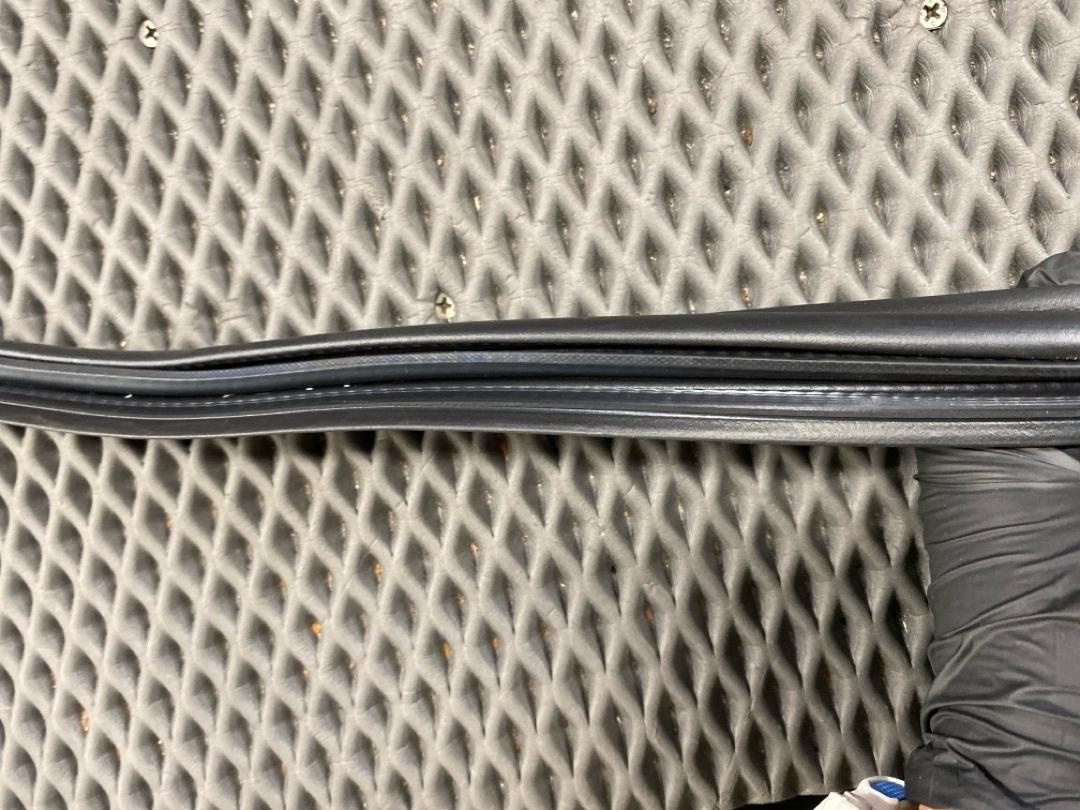 Уплотнитель крышки багажника, 2260 рублей, Красноярск