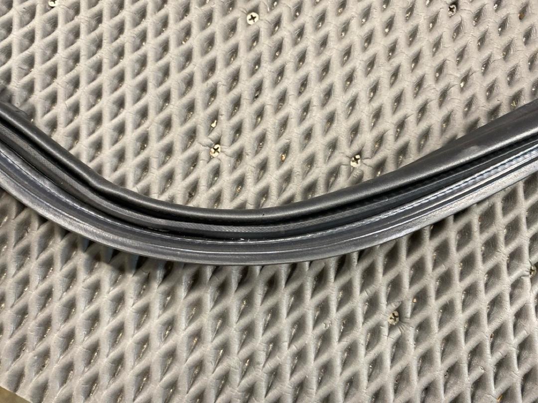 Уплотнитель крышки багажника, 2260 рублей, Красноярск