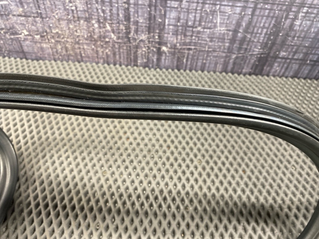 Уплотнитель крышки багажника, 2260 рублей, Красноярск