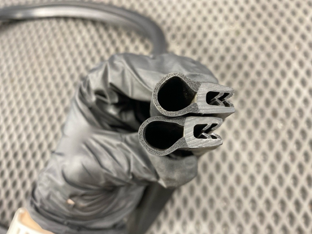 Подкапотный уплотнитель, 920 рублей, Красноярск