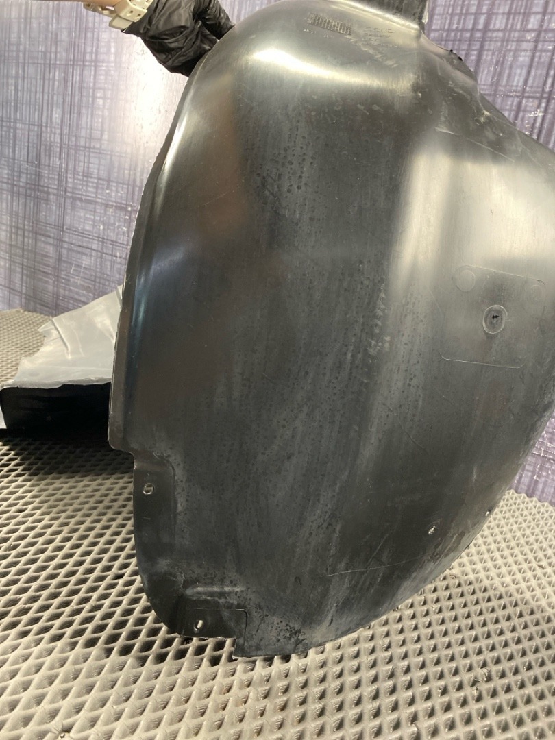 Подкрылок, 3660 рублей, Красноярск