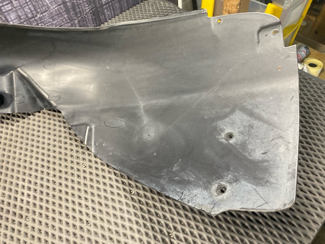 Подкрылок, 3660 рублей, Красноярск