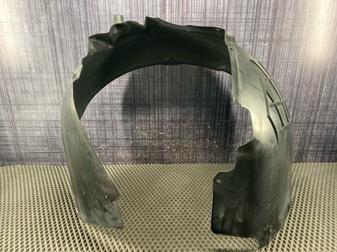 Подкрылок, 3660 рублей, Красноярск