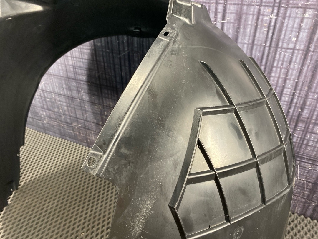 Подкрылок, 3660 рублей, Красноярск