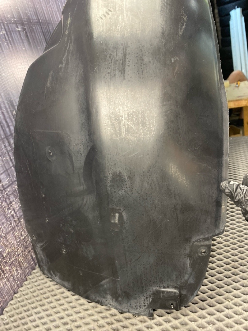 Подкрылок, 3820 рублей, Красноярск