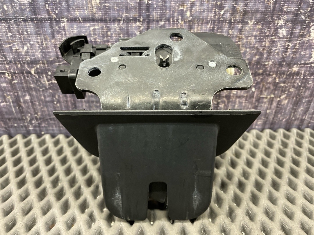 Замок крышки багажника, 3720 рублей, Красноярск