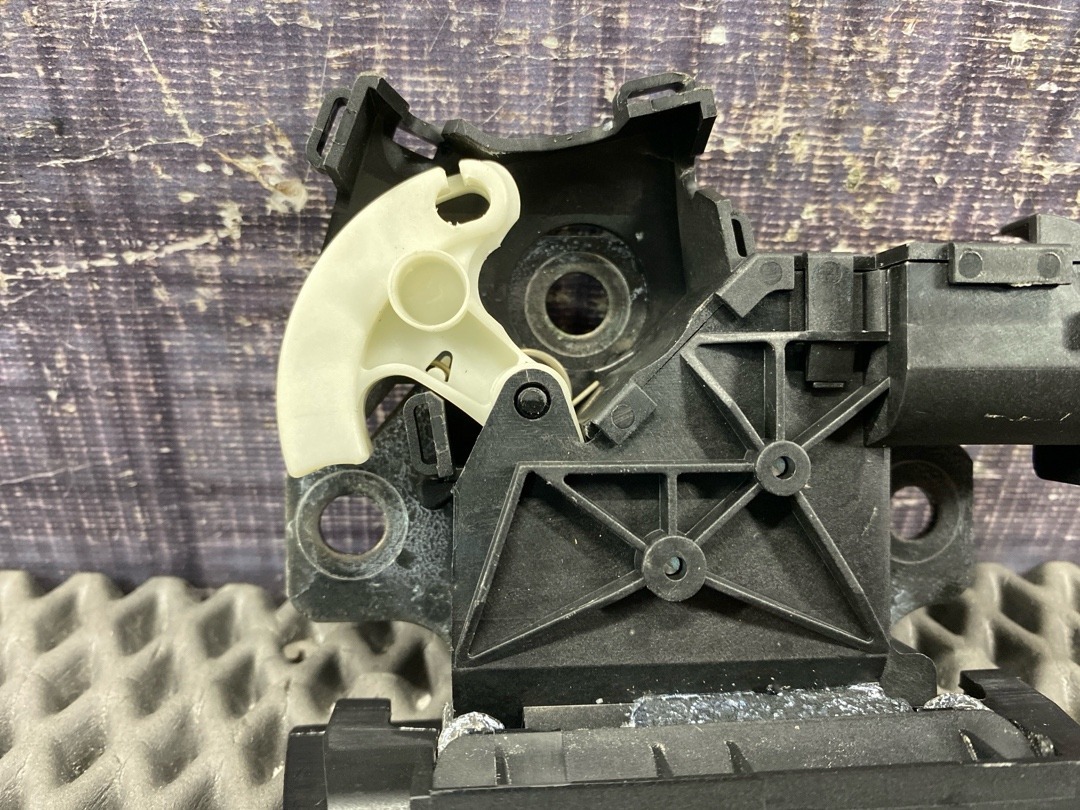 Замок крышки багажника, 3720 рублей, Красноярск