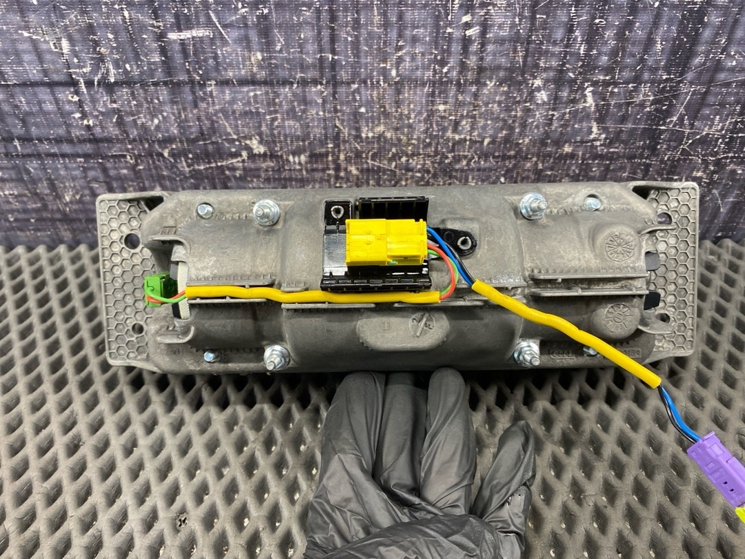 Подушка безопасности, 1620 рублей, Красноярск