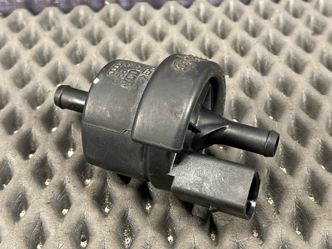 Клапан вентиляции топливного бака, 2230 рублей, Красноярск