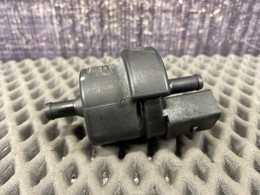 Клапан вентиляции топливного бака, 2230 рублей, Красноярск