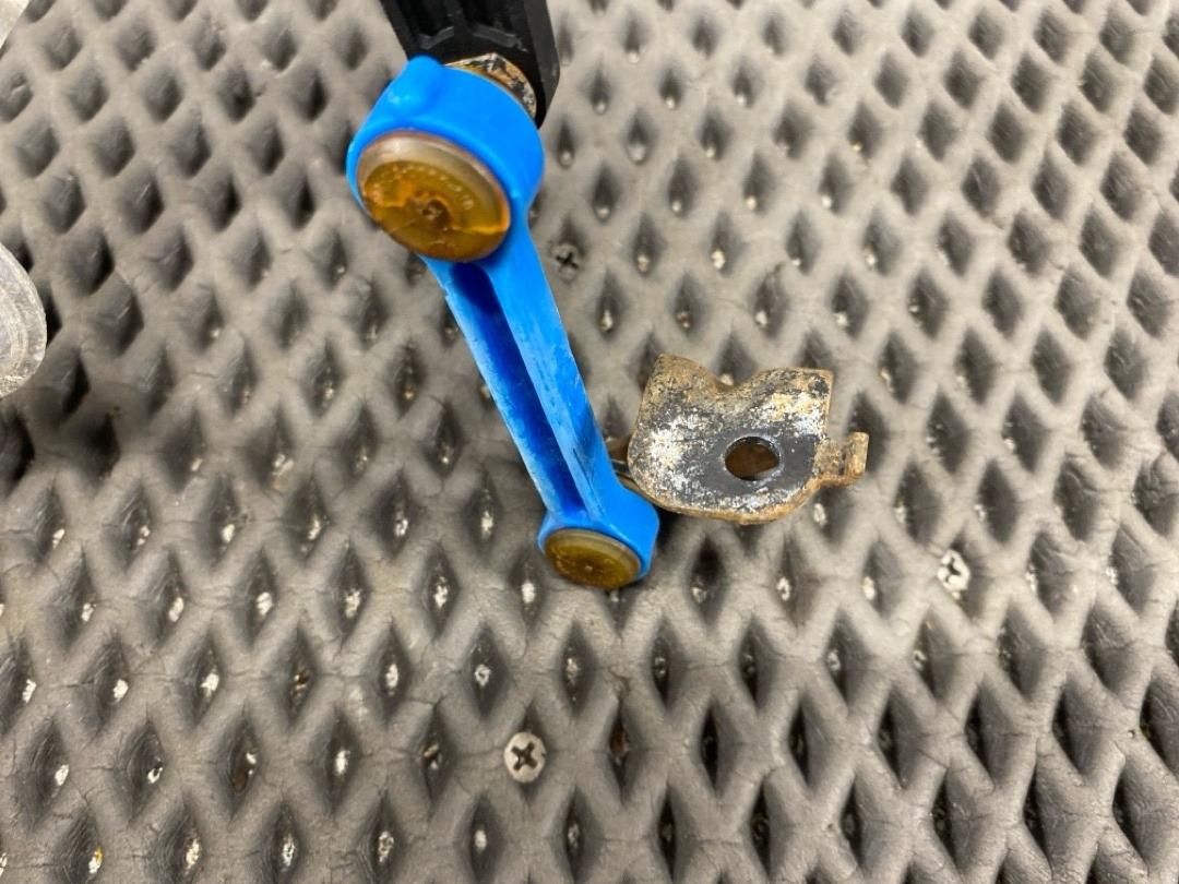 Датчик уровня подвески, 4360 рублей, Красноярск