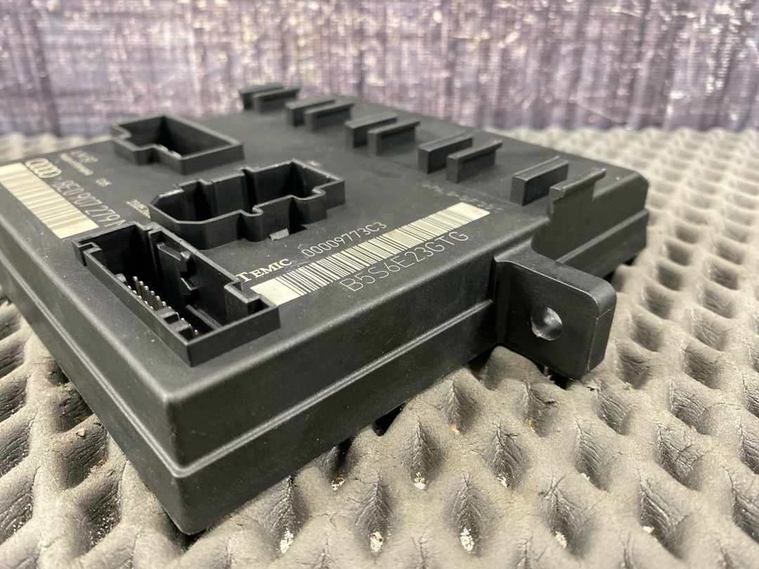 Блок управления бортовой сети, 2730 рублей, Красноярск