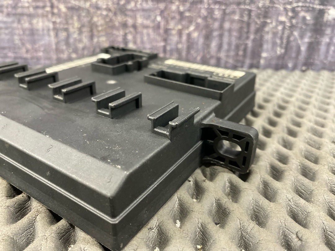 Блок управления бортовой сети, 2730 рублей, Красноярск