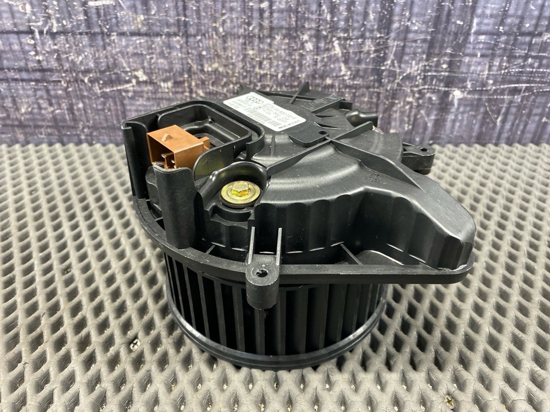 Мотор печки, 2560 рублей, Красноярск