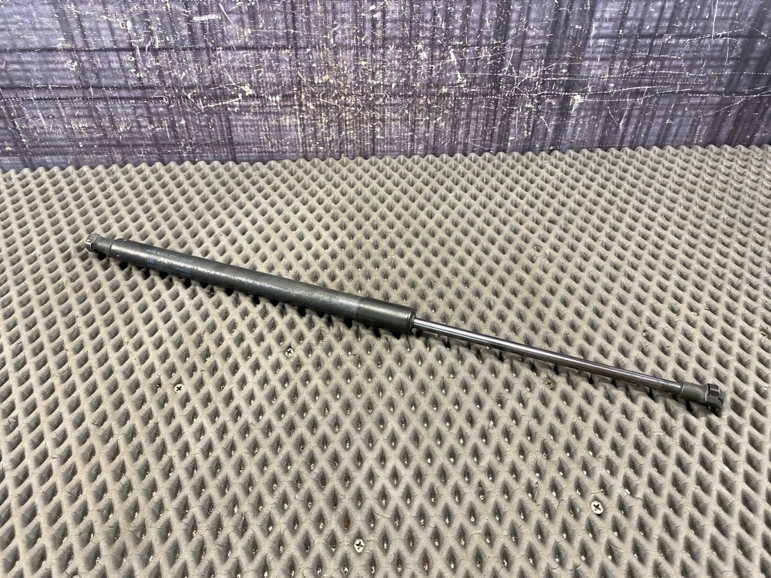 Амортизатор багажника, 650 рублей, Красноярск