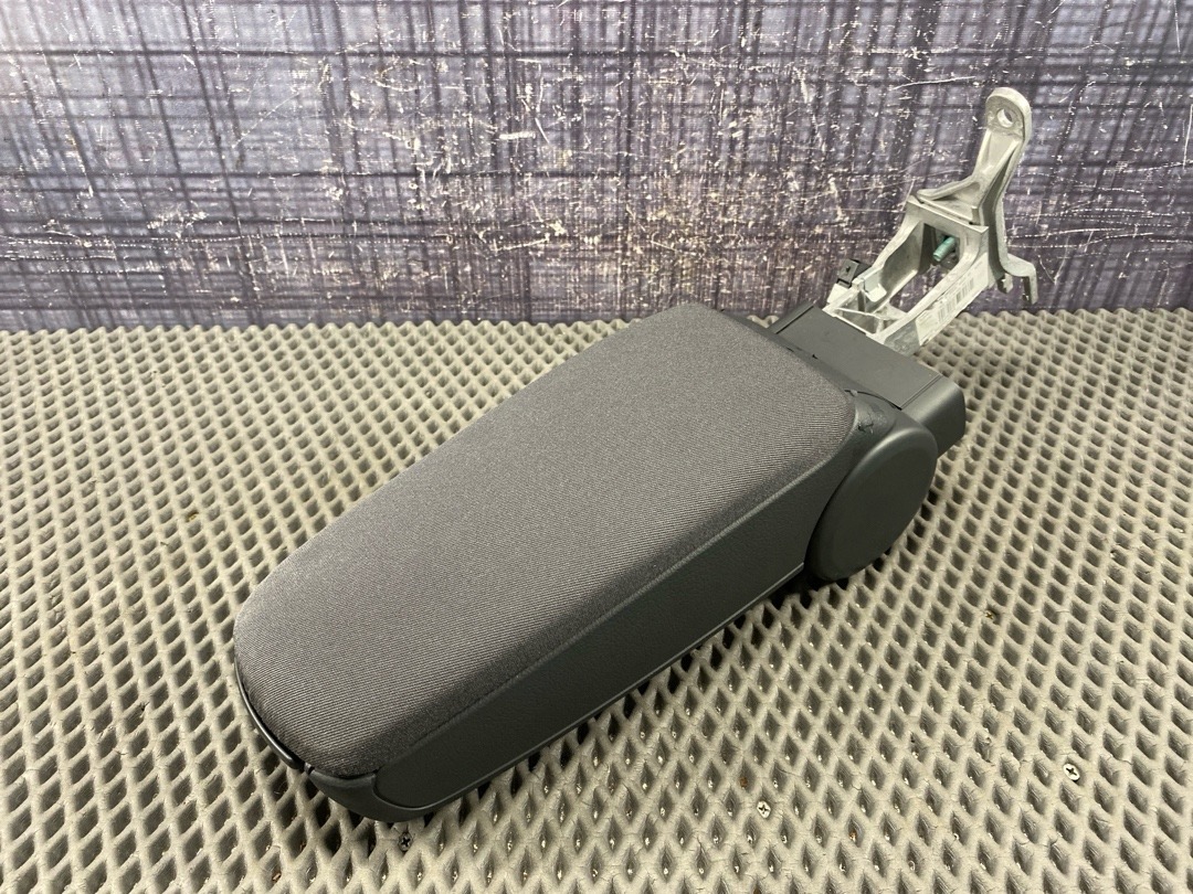 Подлокотник, 4660 рублей, Красноярск