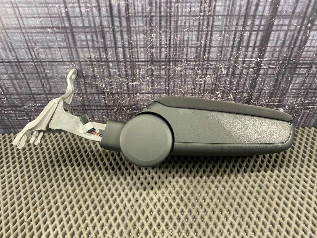 Подлокотник, 4660 рублей, Красноярск