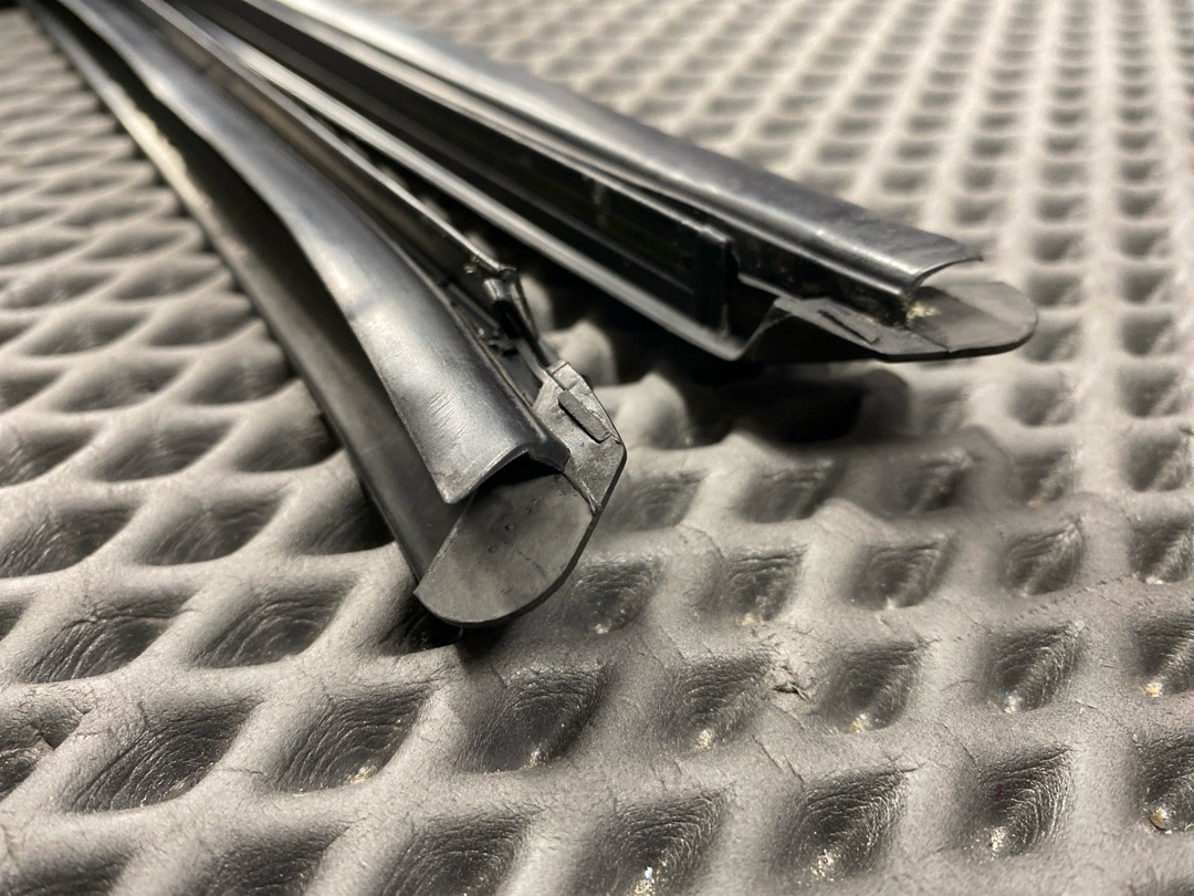 Молдинг лобового стекла, 1680 рублей, Красноярск