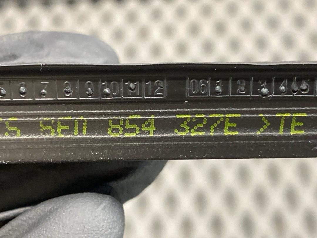 Молдинг лобового стекла, 1680 рублей, Красноярск