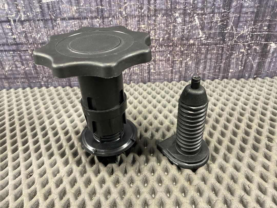 Крепление запасного колеса, 1030 рублей, Красноярск