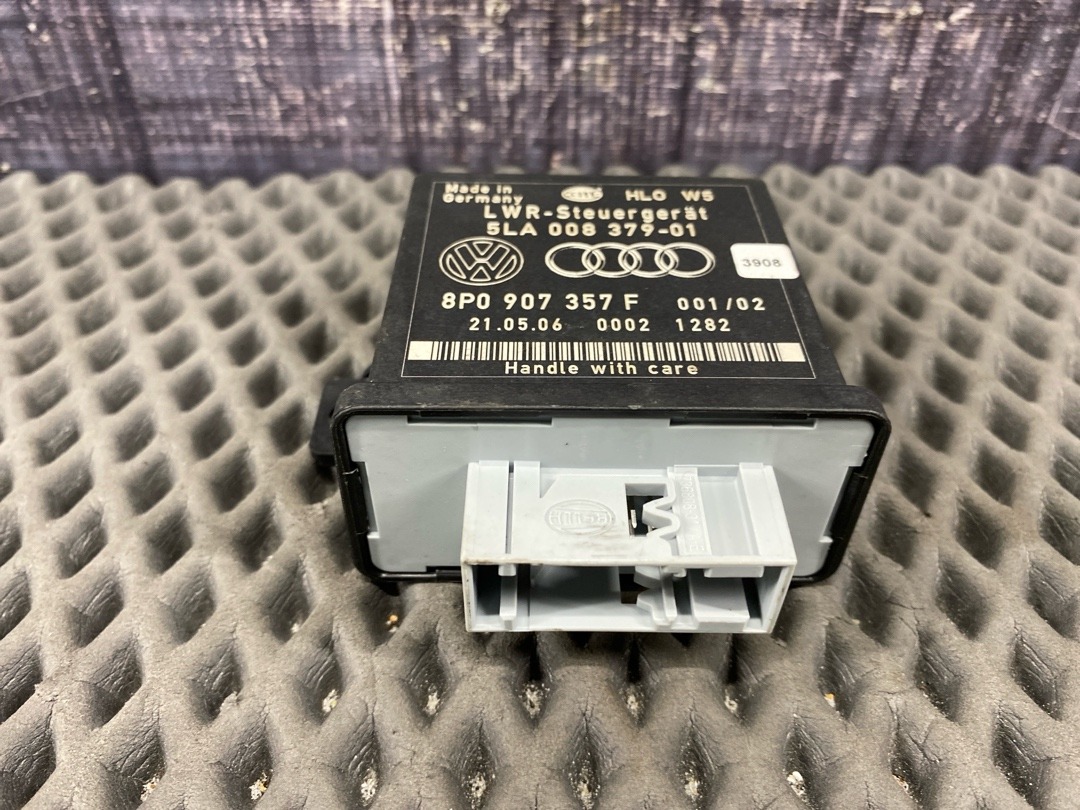 Блок управления корректором фар, 1190 рублей, Красноярск