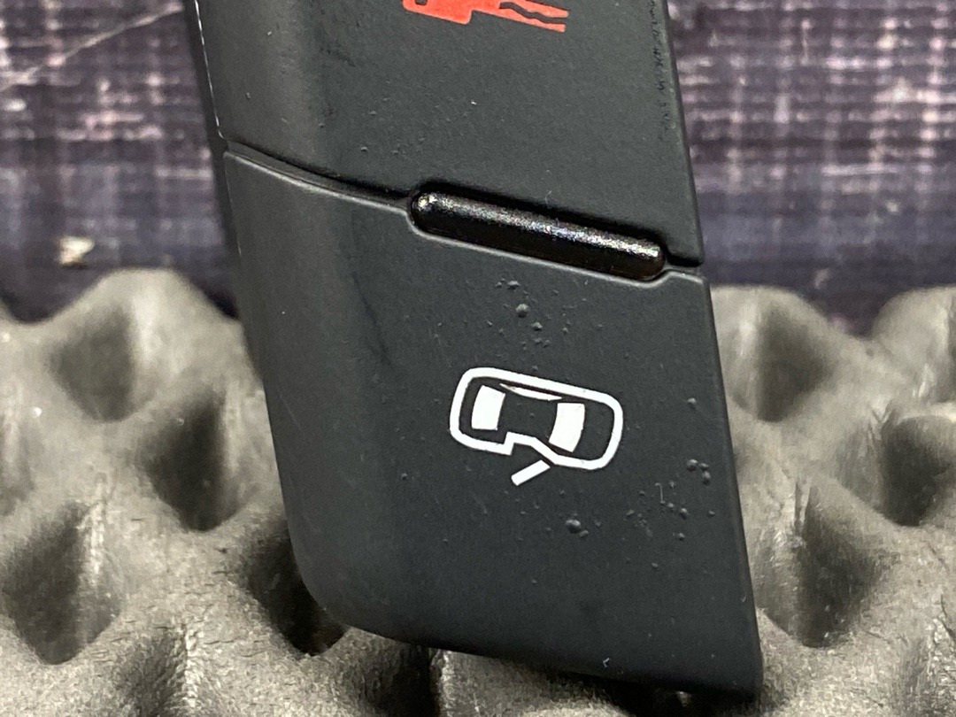 Кнопка центрального замка, 620 рублей, Красноярск