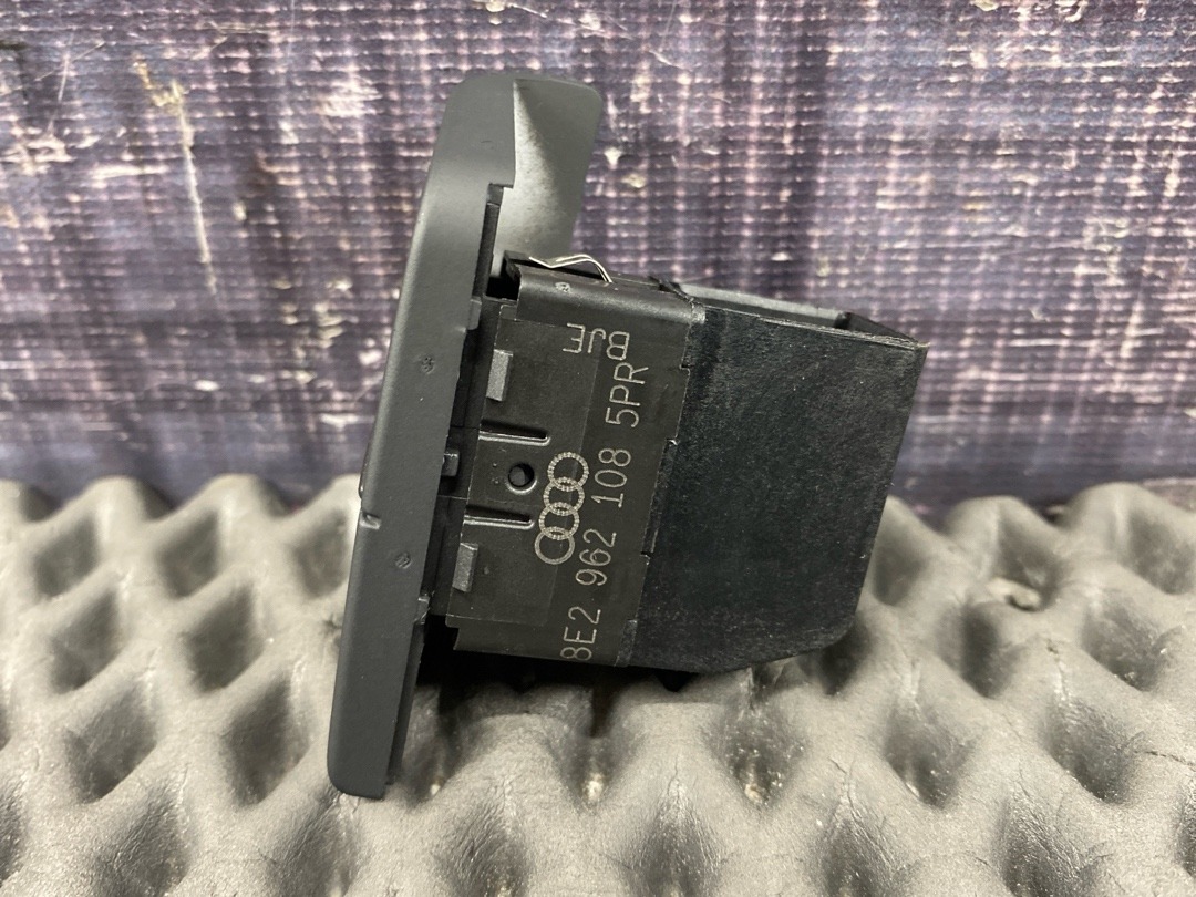 Кнопка центрального замка, 620 рублей, Красноярск