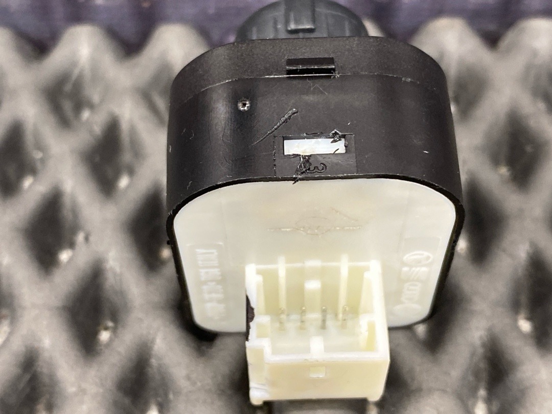 Кнопка регулировки зеркал, 1340 рублей, Красноярск