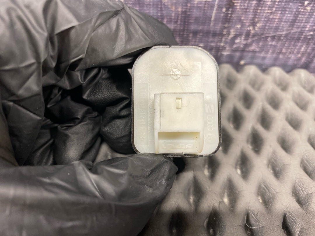 Кнопка регулировки зеркал, 1340 рублей, Красноярск