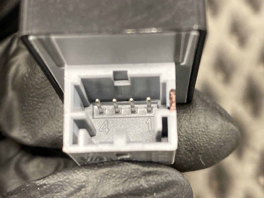 Кнопка стеклоподъемника, 570 рублей, Красноярск