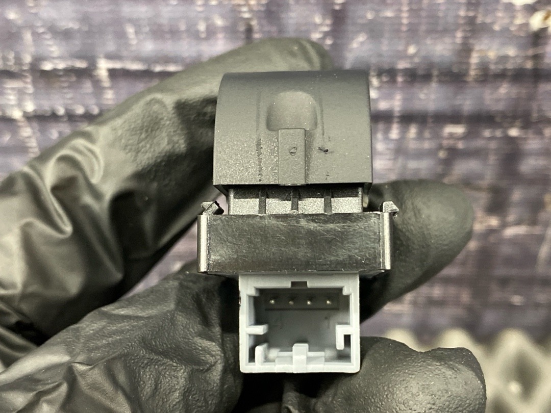 Кнопка стеклоподъемника, 570 рублей, Красноярск