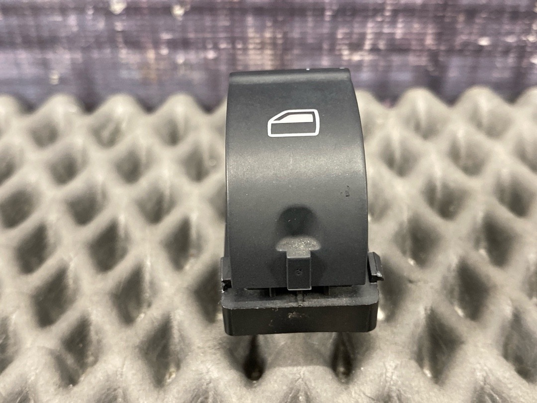 Кнопка стеклоподъемника, 570 рублей, Красноярск